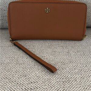 Tory Burch Tan Wristlet Clutch